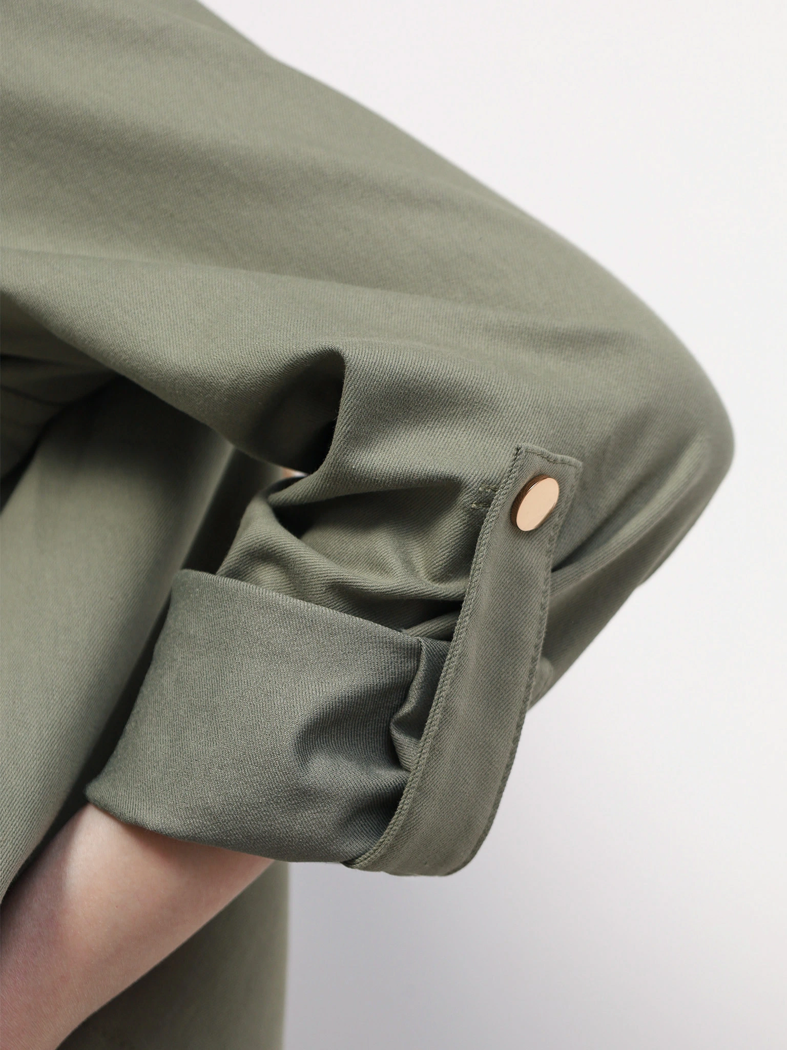 Жакет цвета хаки с кокеткой